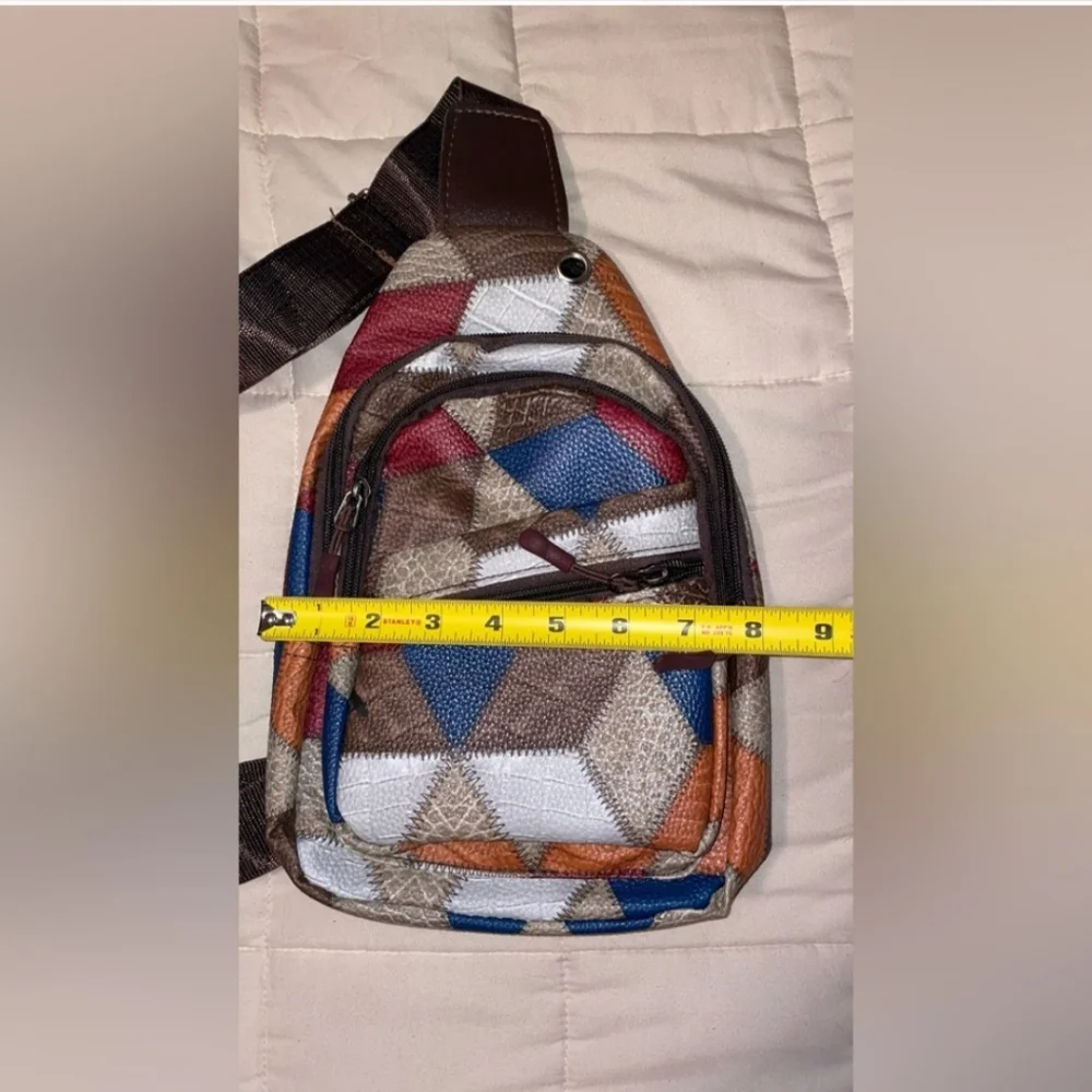 NWT Crossbody Multicolor - Picture 8 of 10